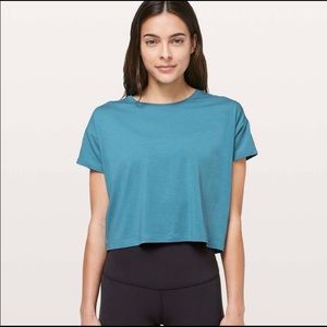 Lululemon Cates tee